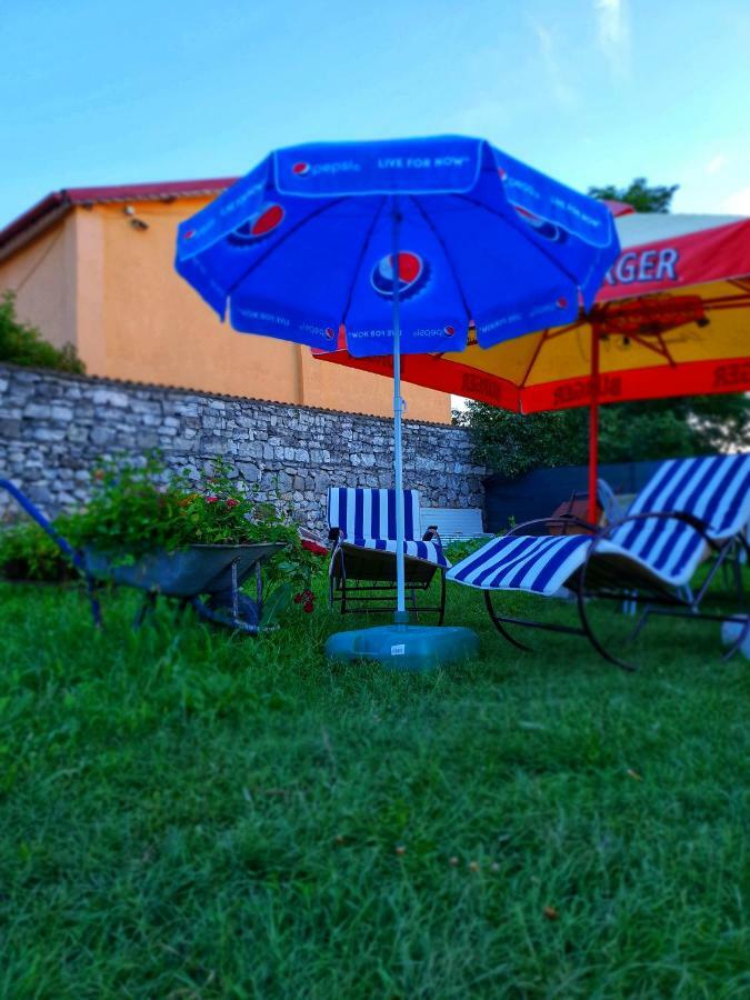 Casa Enka Hotell Tuzla Exteriör bild